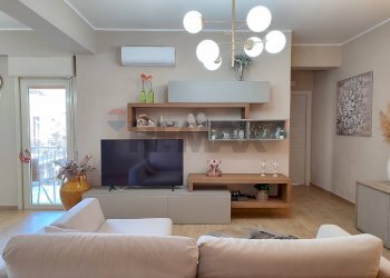 Soggiorno - Quadrilocale Via Garibaldi
 
72, Nizza di Sicilia - foto 3