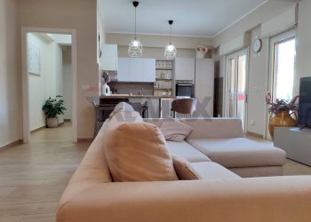 Soggiorno - Quadrilocale Via Garibaldi
 
72, Nizza di Sicilia - foto 7