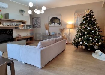 Soggiorno - Quadrilocale Via Garibaldi
 
72, Nizza di Sicilia - foto 15