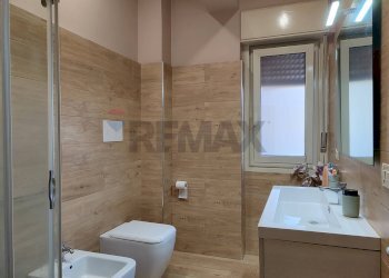 Bagno - Quadrilocale Via Garibaldi
 
72, Nizza di Sicilia - foto 28