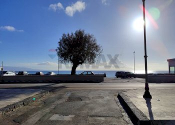 Non correlato - Quadrilocale Via Garibaldi
 
72, Nizza di Sicilia - foto 50