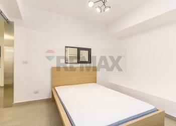 Camera / camera da letto - Trilocale Via Francesca Corso
 
5, Catania - foto 14