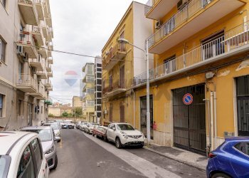 Edificio all\'aperto - Trilocale Via Francesca Corso
 
5, Catania - foto 25