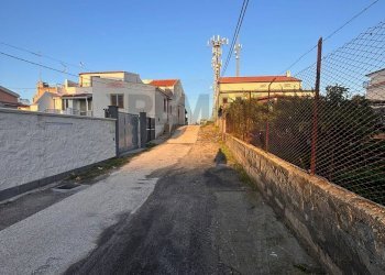 Edificio all\'aperto - Casa semi indipendente VIALE EPICARMO CORBINO, Augusta - foto 3