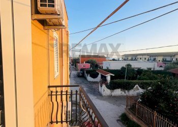 Balcone - Casa semi indipendente VIALE EPICARMO CORBINO, Augusta - foto 19