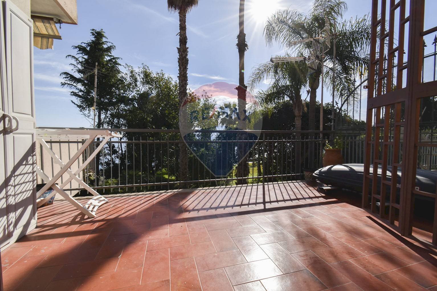 Terrazza - Trilocale Via Provinciale per Riposto
 
108, Acireale - foto 2