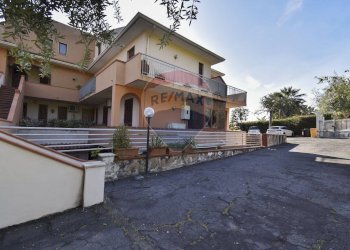 Casa all\'aperto - Trilocale Via Provinciale per Riposto
 
108, Acireale - foto 4