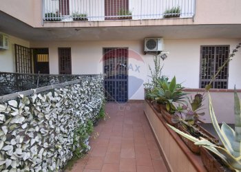 Casa all\'aperto - Trilocale Via Provinciale per Riposto
 
108, Acireale - foto 6