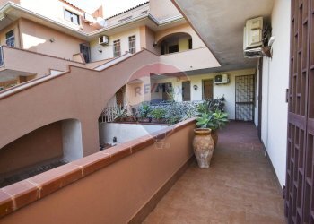 Balcone - Trilocale Via Provinciale per Riposto
 
108, Acireale - foto 9