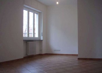 soggiorno zona salotto - Trilocale Via Altina, Vinovo - foto 5