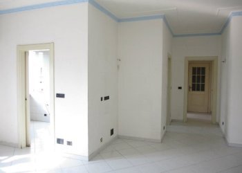 IMG_4050 - Trilocale Piazza Rey, Vinovo - foto 2