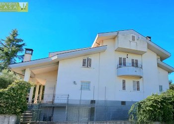 Foto 1 - Villa Via della Pineta, Colledara - foto 1