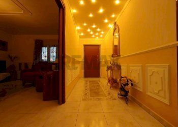 Hall / corridoio - Casa semi indipendente Via Giuseppe De Nittis
 
18, Margherita di Savoia - foto 12