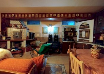 Sala da pranzo - Casa semi indipendente Via Giuseppe De Nittis
 
18, Margherita di Savoia - foto 37