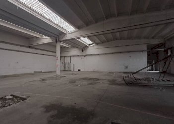 Interno non residenziale - Shed via Nuova Ponente, Carpi - photo 2