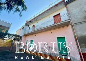 Foto 1 - Casa indipendente Piazza Castello, Casaluce - foto 1