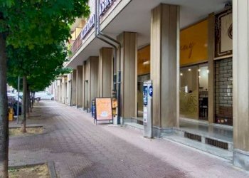 Zona - Quadrilocale corso Annibale Santorre di Santarosa, 20, Cuneo (zona Centro) - foto 3
