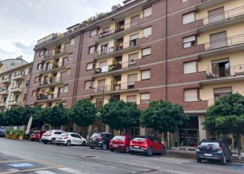 Facciata - Quadrilocale corso Annibale Santorre di Santarosa, 20, Cuneo (zona Centro) - foto 5