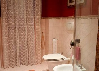 Bagno - Quadrilocale corso Annibale Santorre di Santarosa, 20, Cuneo (zona Centro) - foto 30