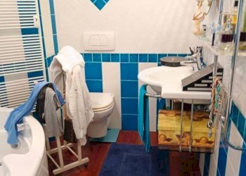 Bagno - Quadrilocale corso Annibale Santorre di Santarosa, 20, Cuneo (zona Centro) - foto 32