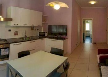 Cucina - Trilocale via Antonio Meucci, 32, Cuneo (zona Centro) - foto 10