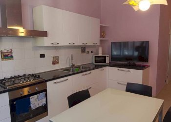 Cucina - Trilocale via Antonio Meucci, 32, Cuneo (zona Centro) - foto 12