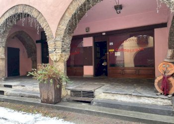 Facciata - Shop via Martiri e Caduti per la Libertà, 54, Demonte - photo 1