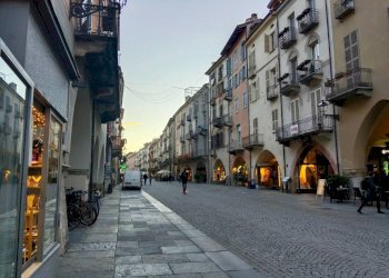 Zona - Negozio via Roma, 27, Cuneo (zona Centro) - foto 6