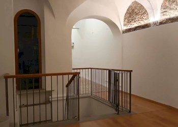 Interno palazzo - Negozio via Roma, 27, Cuneo (zona Centro) - foto 20