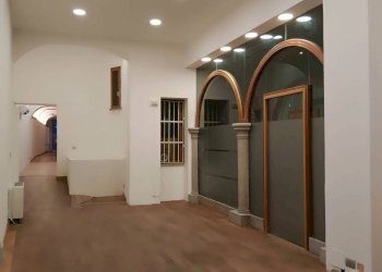 Interno non residenziale - Negozio via Roma, 27, Cuneo (zona Centro) - foto 24