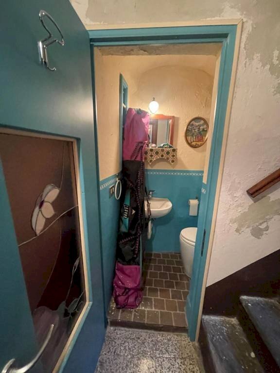 Bagno - Three-room apartment via Martiri e Caduti per la Libertà, 25, Demonte - photo 2