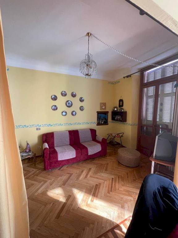 Camera da letto - Three-room apartment via Martiri e Caduti per la Libertà, 25, Demonte - photo 3