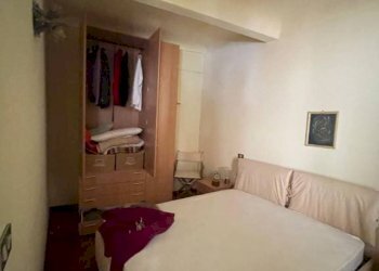 Camera da letto - Trilocale via Martiri e Caduti per la Libertà, 25, Demonte - foto 7