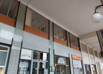 Interno non residenziale - Ufficio piazza Europa, 12, Cuneo (zona Centro) - foto 7