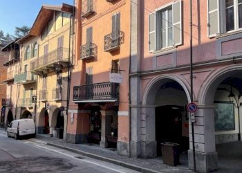 Facciata - Appartamento via Martiri e Caduti per la Libertà, 9, Demonte - foto 2