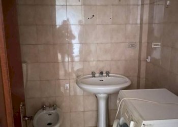 Bagno - Appartamento via Martiri e Caduti per la Libertà, 9, Demonte - foto 7