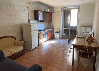 Soggiorno - Appartamento via Martiri e Caduti per la Libertà, 9, Demonte - foto 13