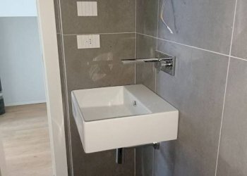 Bagno - Bilocale corso Dante Alighieri, 47, Cuneo (zona Centro) - foto 27