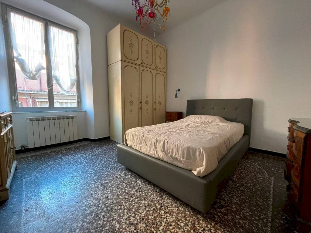 Camera da letto - Terreno non edificabile via Vincenzo Gioberti, 12, Genova (zona Sampierdarena) - foto 1