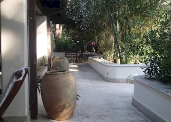Cortile interno - Villa Lungomare Eroi del Mare, 28, Castellaneta - foto 46