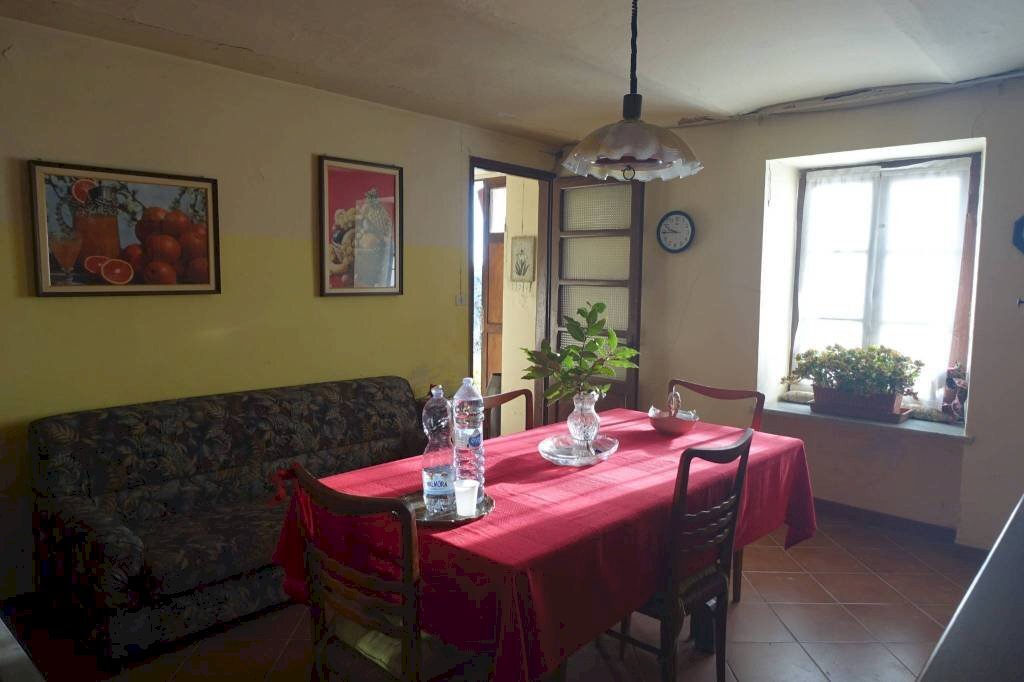 Salone - Rustico strada Bricco, Nizza Monferrato - foto 3