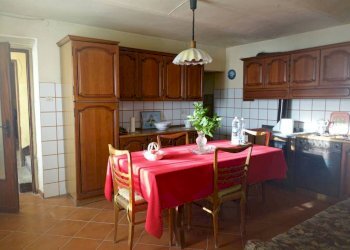 Cucina - Rustico strada Bricco, Nizza Monferrato - foto 2