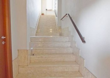 Scala - Trilocale strada Statale del Colle di Nava Sud, 13, Mondovì - foto 6