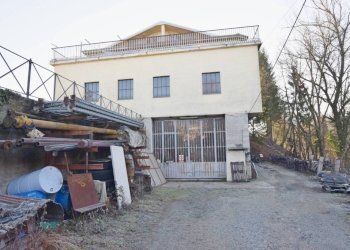 Facciata - Magazzino strada Statale del Colle di Nava Sud, 13, Mondovì - foto 6