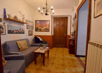 Soggiorno - Quadrilocale via Bernardino Viglione, 48, Mombasiglio - foto 2