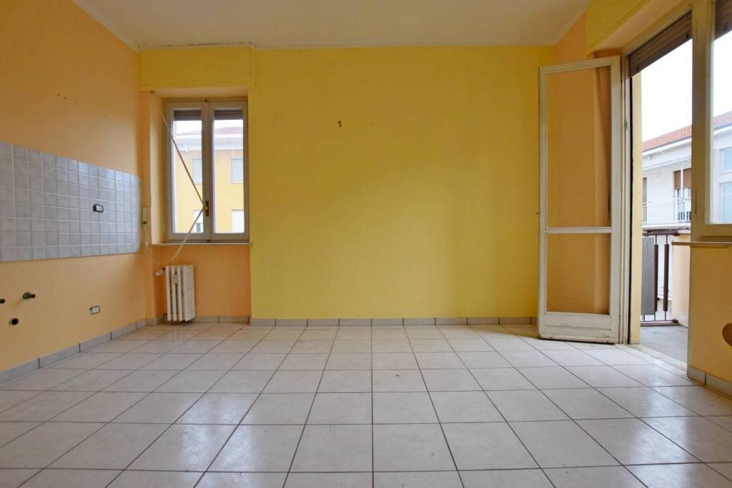 Cucina - Trilocale via Lorenzo Eula, 6, Mondovì - foto 3