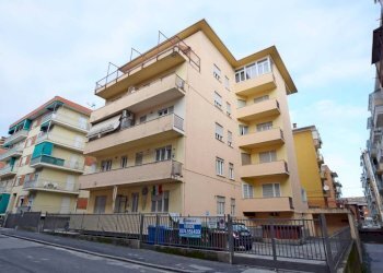 Facciata - Trilocale via Lorenzo Eula, 6, Mondovì - foto 1