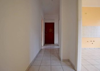 Corridoio - Trilocale via Lorenzo Eula, 6, Mondovì - foto 17