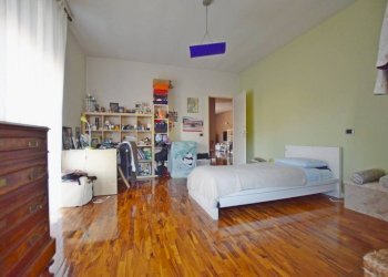 Camera da letto - Villa strada Statale del Colle di Nava Sud, 13, Mondovì - foto 9