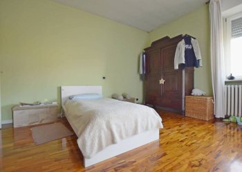 Camera da letto - Villa strada Statale del Colle di Nava Sud, 13, Mondovì - foto 10